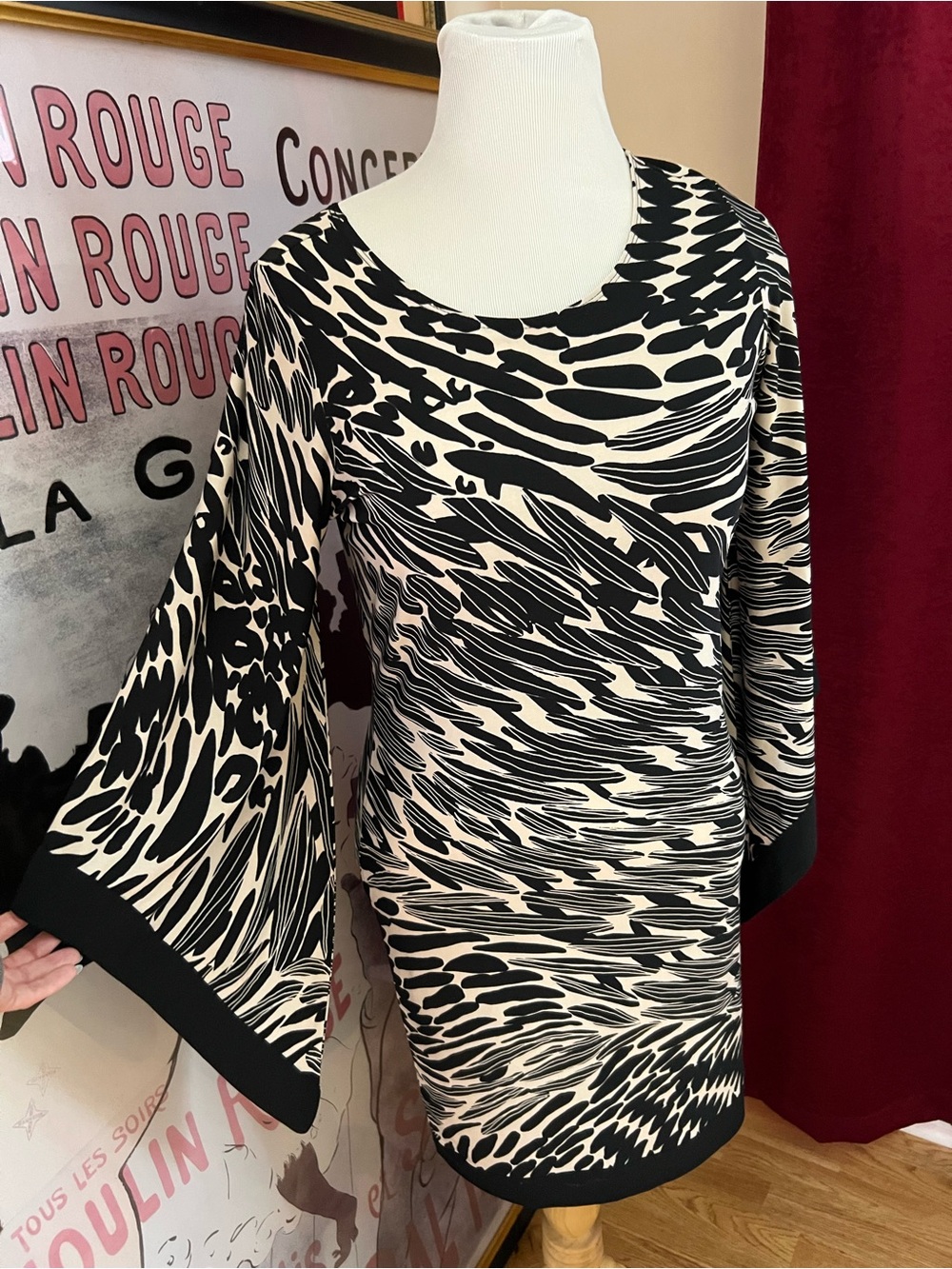 Marc Bouwer Black Beige Stretch Knit Angel Sleeve Dress Size Small